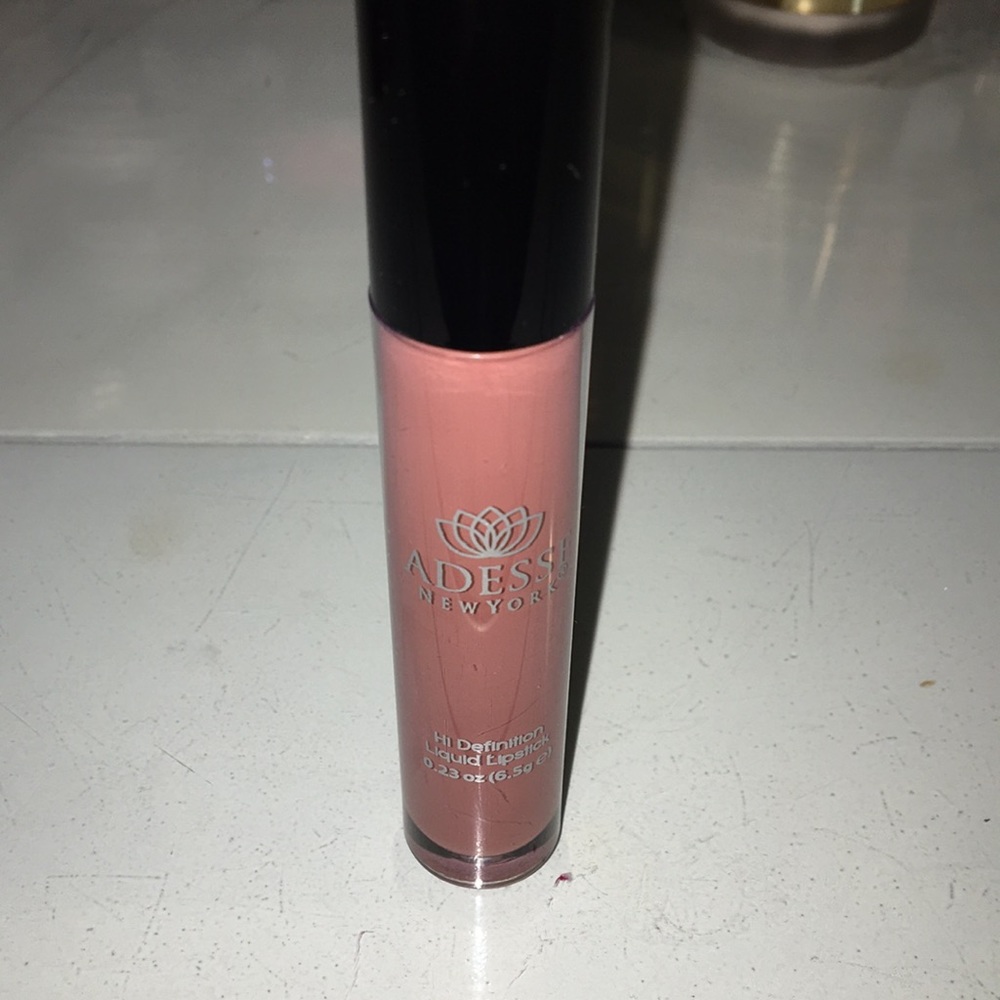 Adesse New York hi definition liquid lipstick